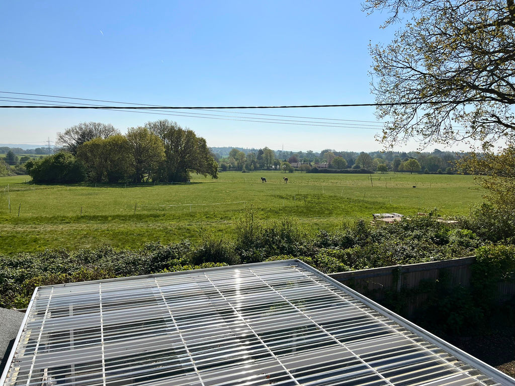 Emery Acres Upper Basildon